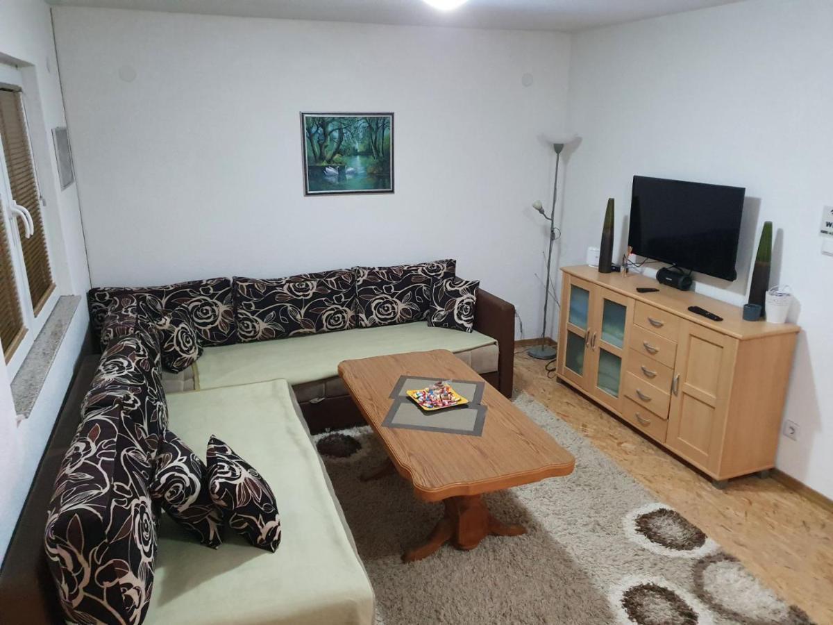 House Apartment Azra Szarajevó Kültér fotó
