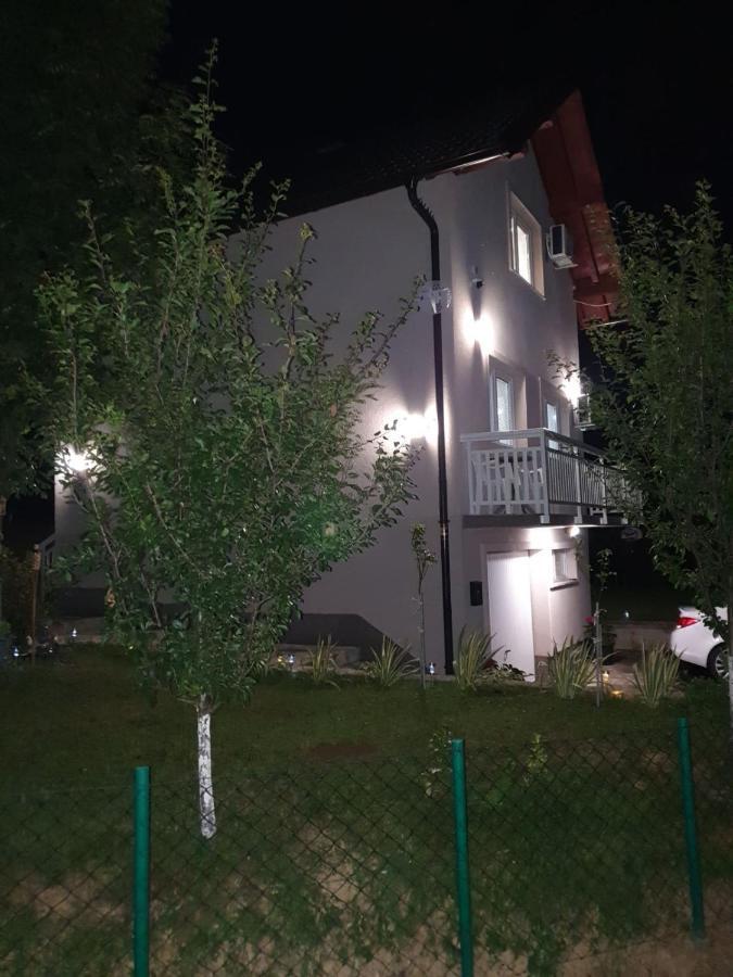 House Apartment Azra Szarajevó Kültér fotó