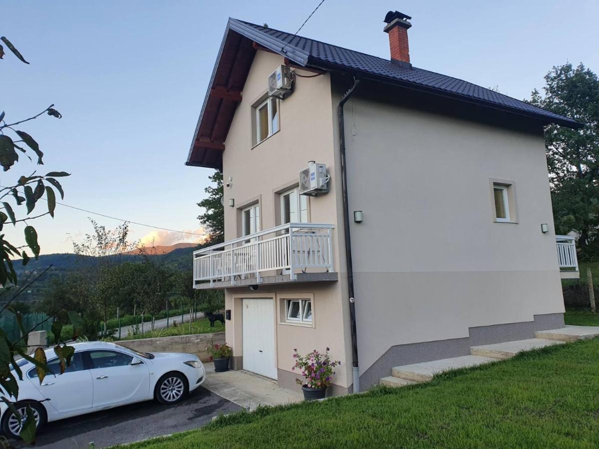 House Apartment Azra Szarajevó Kültér fotó