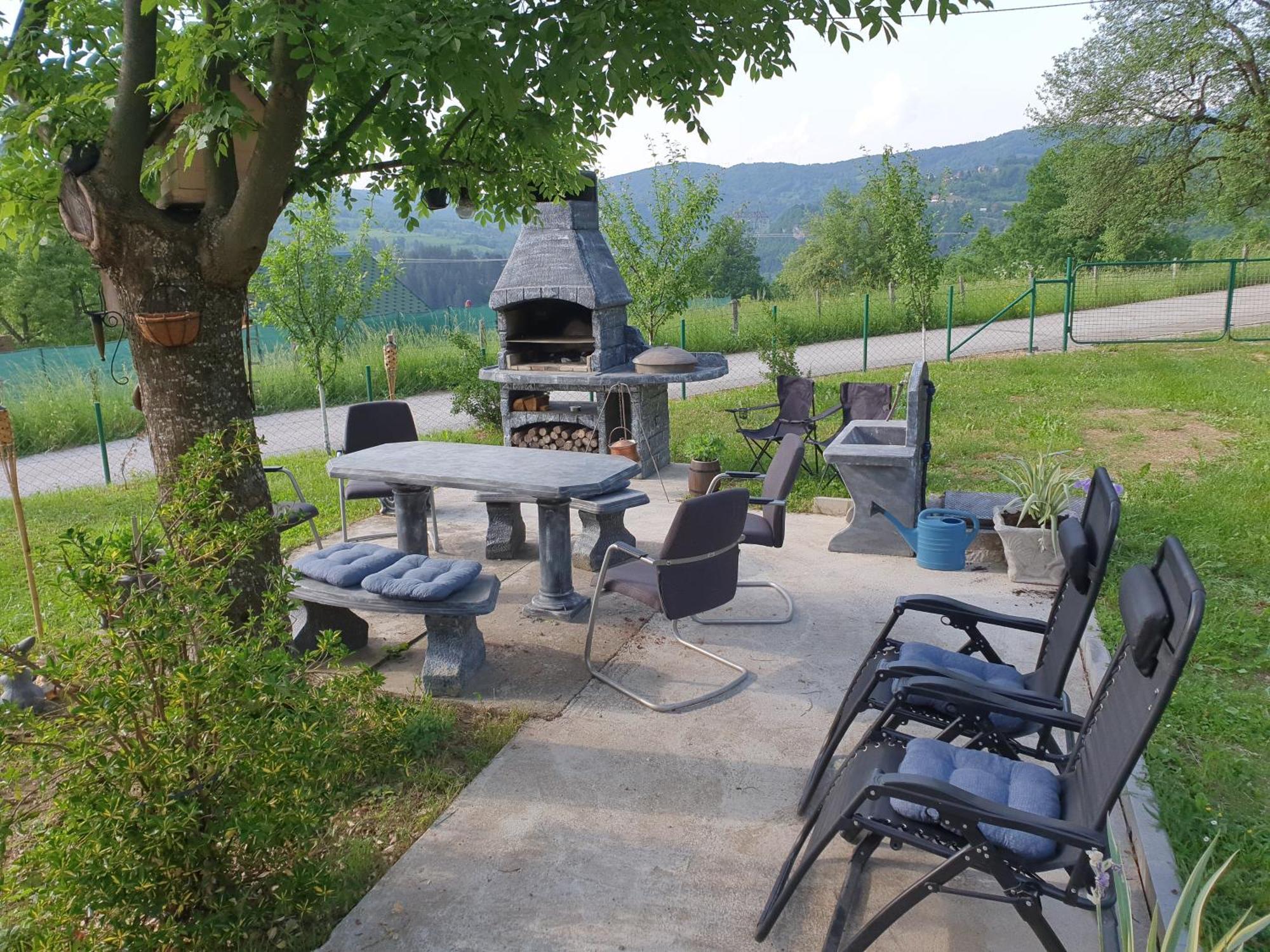 House Apartment Azra Szarajevó Kültér fotó