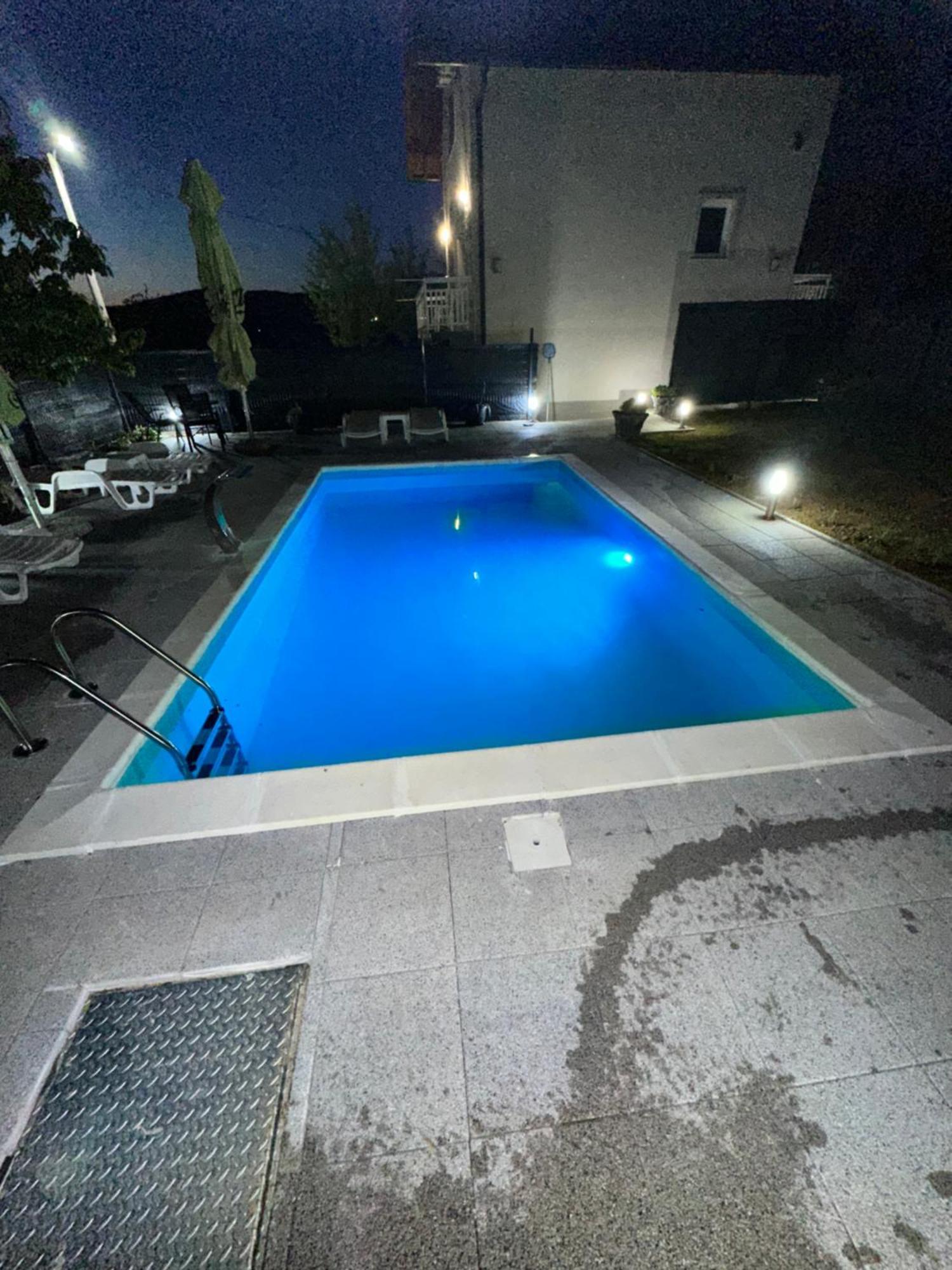 House Apartment Azra Szarajevó Kültér fotó
